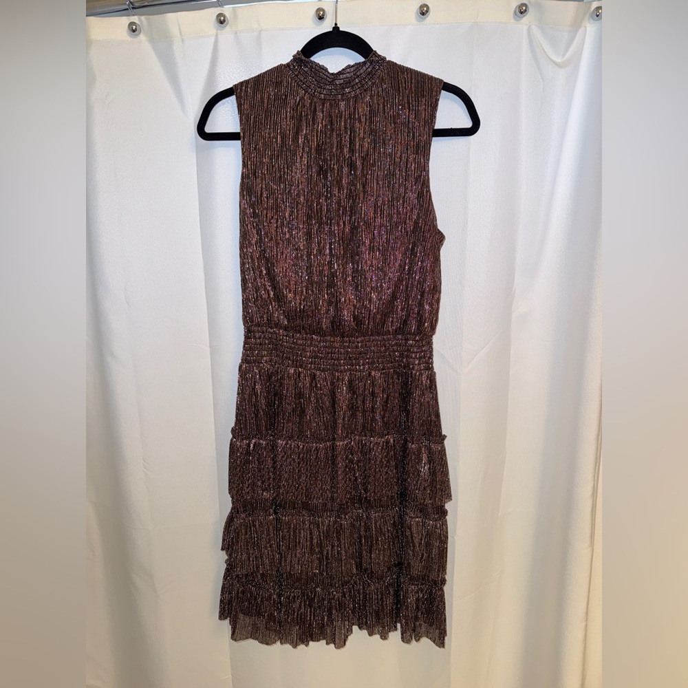 Cocktail dress with rose gold tones, silver and black.